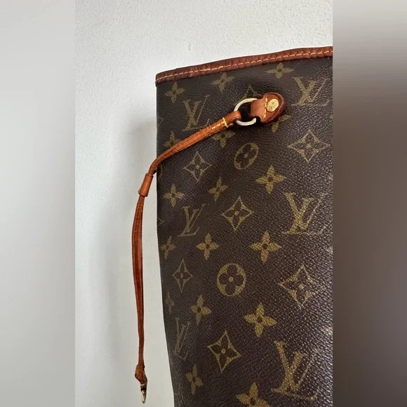 Louis Vuitton Brown Monogram Tote - Picture 4 of 16